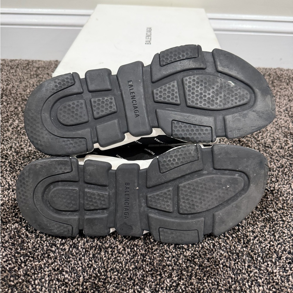 Balenciaga Monogram all Over Logo Speed Trainer Sneakers - Picture 7 of 10